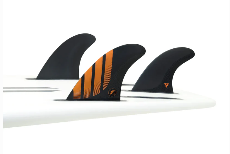 Futures P6 Alpha Medium Truster (M) Carbon / Orange - Image 2