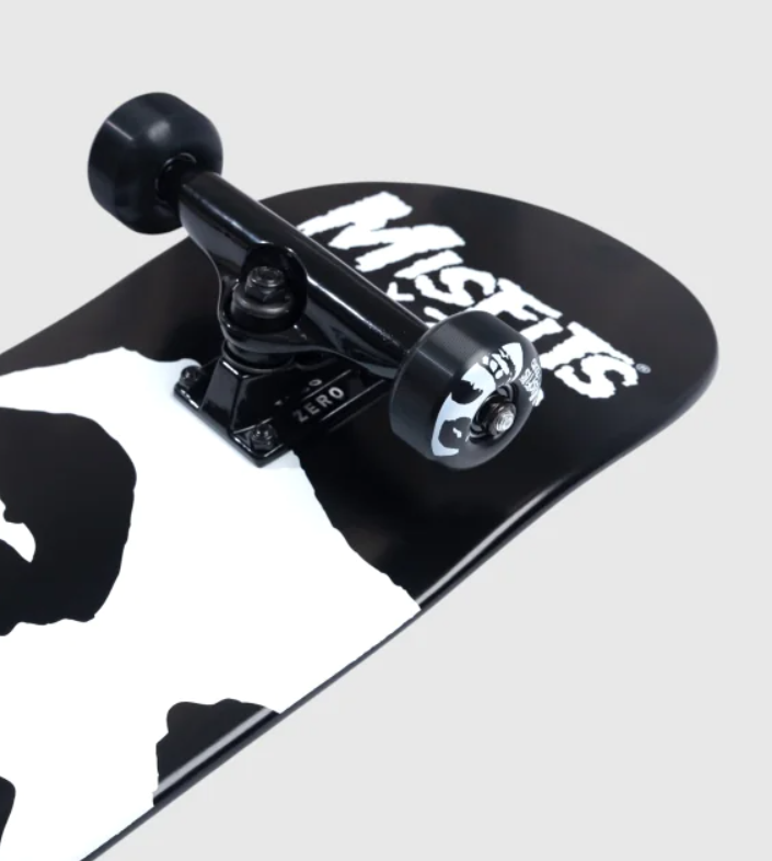 Zero x Misfits Fiend Complete Black 8.25" - Image 2